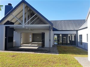 4 Bed House in Kingswood Golf Estate
