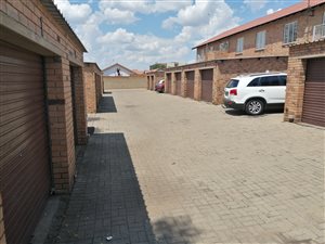 2 Bed Apartment in Middelburg Central