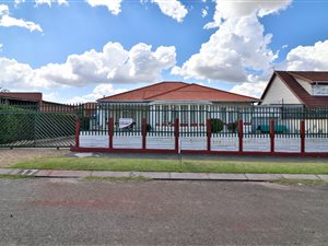 3 Bed House in The Hill
