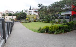 Bachelor apartment in Desainagar