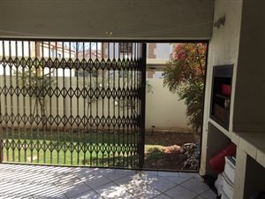 2 Bed Townhouse in Ruiterhof
