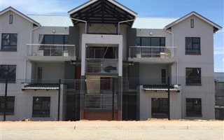 1 Bedroom Apartment in Modderfontein