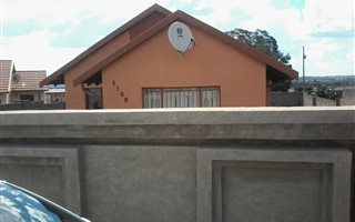3 Bedroom House in Mohlakeng