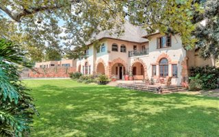 5 Bedroom House in Houghton Estate