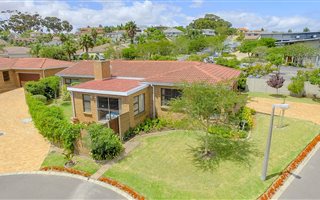 3 Bedroom House in Sonstraal Heights