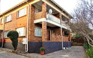 2 Bedroom Flat in Primrose Hill