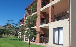 2 Bedroom Apartment in Carlswald North Estate
