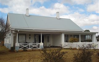 2 Bedroom Simplex in Underberg