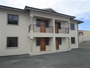 2 Bed Simplex in Doon Heights