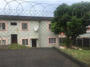 2 Bed Flat in Caneside