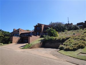 5 Bed House in San Lameer