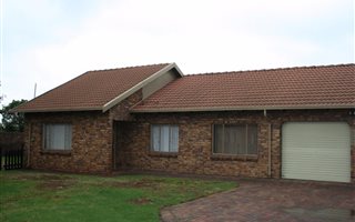 3 Bedroom House in Mineralia