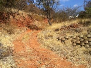 4303 m² Land available in Florauna