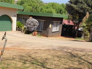 4 Bed House in Quellerina
