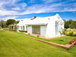 11 m² Farm in Potchefstroom Central