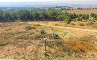 1175 m² Land available in Eye of Africa