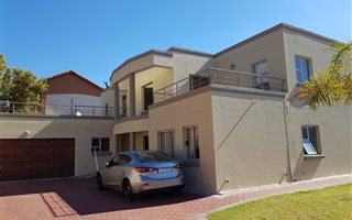 4 Bedroom House in Irene View Estate