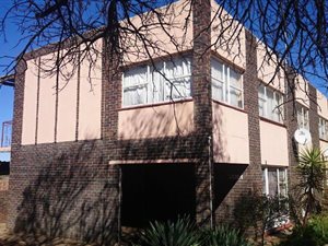 2 Bed Apartment in La Hoff