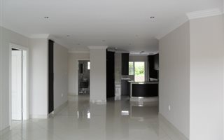 3 Bedroom Apartment in La Mercy