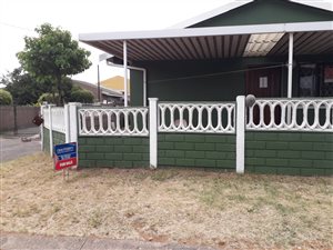 5 Bed House in Austerville