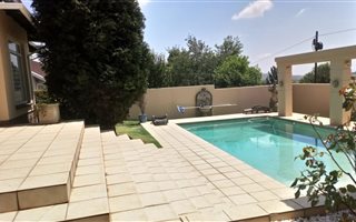 2 Bedroom House in Wilro Park