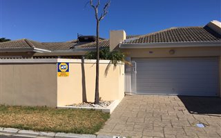 3 Bedroom House in Parklands
