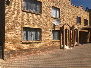 2 Bed Apartment in Naturena