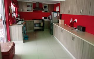 5 Bedroom House in Da Nova