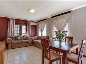 3 Bed House in Bromhof