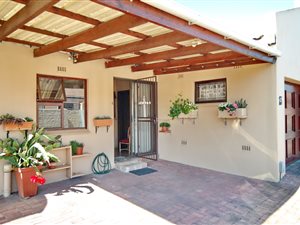 2 Bed House in Silver Oaks