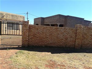 2 Bed House in Orange Farm