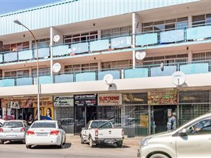 Retail space in Kempton Park Central