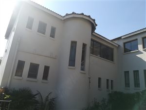 13 Bed House in Waterkloof Ridge