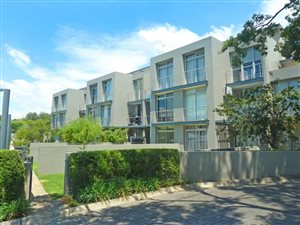 3 Bed Apartment in Craighall