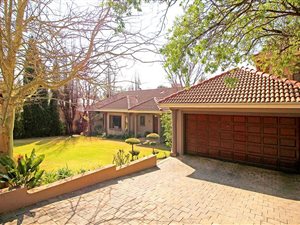 4 Bed House in Thornhill Estate