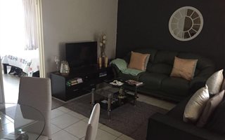 1 Bedroom Apartment in Tableview