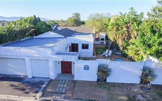 4 Bedroom House in Tableview