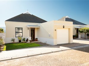 2 Bed Townhouse in Royal Ascot