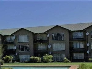 2 Bed Flat in Krugersdorp Central