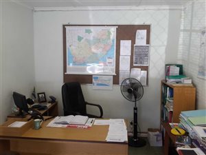 2224 m² Commercial space in Athlone