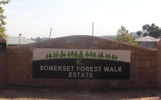 400 m² Land available in Sir Lowrys Pass