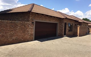 4 Bedroom Cluster in New Redruth