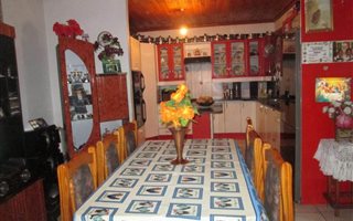 3 Bedroom House in Malibu Village