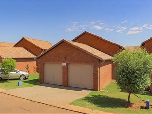 3 Bed House in Chantelle