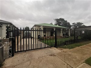 3 Bed House in Krugersdorp West