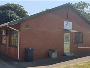 208.570007324219 m² Office Space in Amanzimtoti