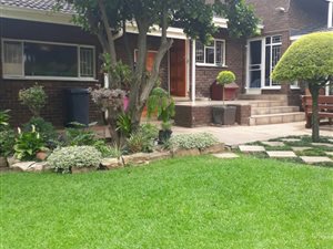 4 Bed House in Hutten Heights