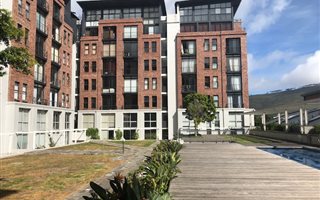2 Bedroom Apartment in Gardens