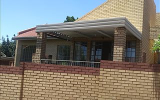 3 Bedroom Simplex in Zwartkop
