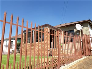3 Bed House in Fishers Hill